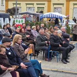 667097122 1550159517113551 n